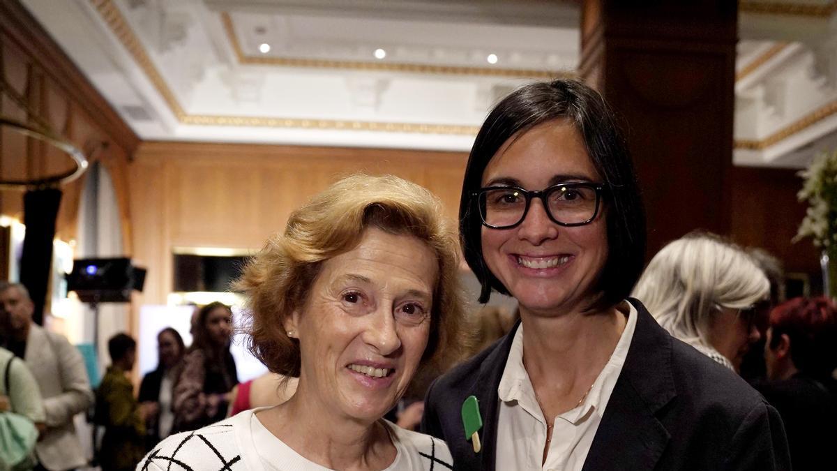 Julia Navarro, escritora, e Inés Martín Rodrigo, escritora.