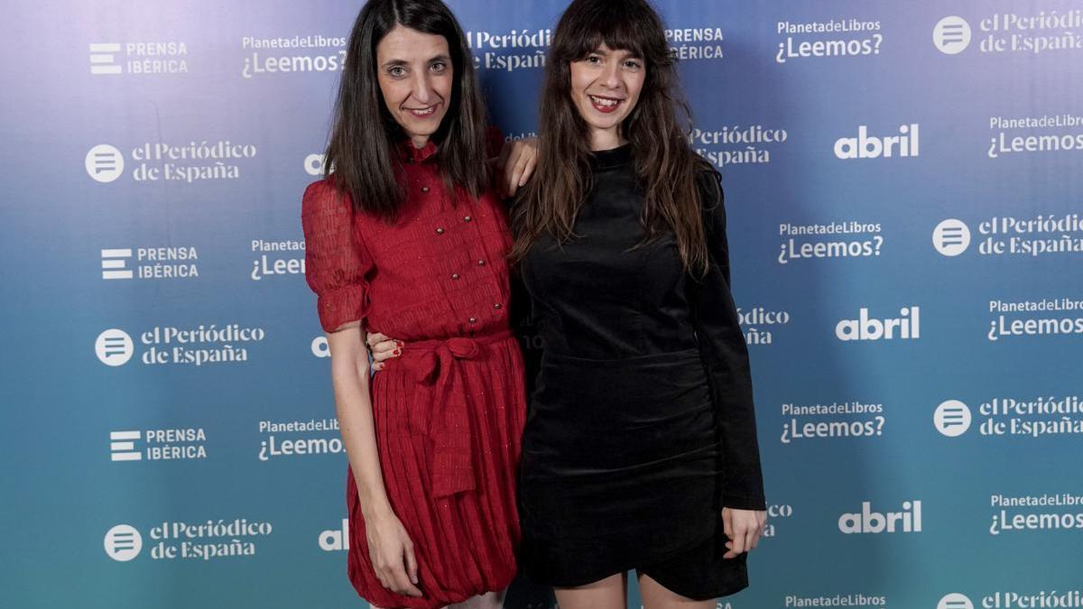 Leticia G. Domínguez, escritora, y Cristina Fernández Esteban, periodista.