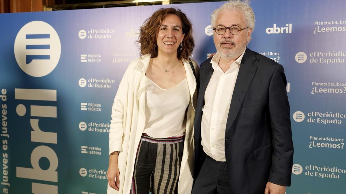 Irene Lozano, directora de Casa Árabe, y Alex Sàlmon, director de Abril.