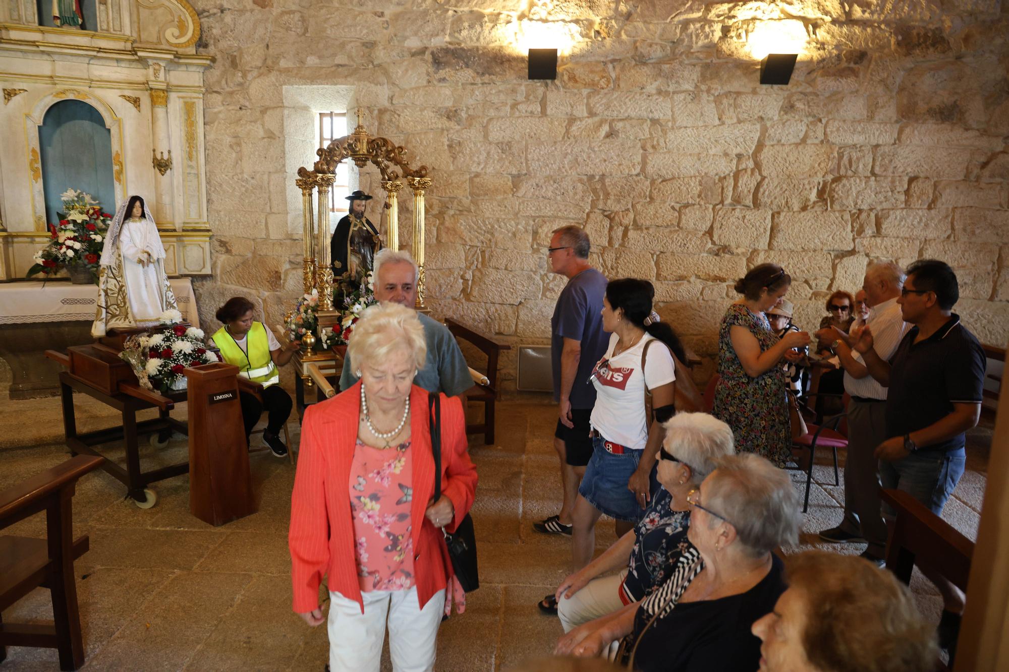 Los fieles renuevan sus votos con San Roque