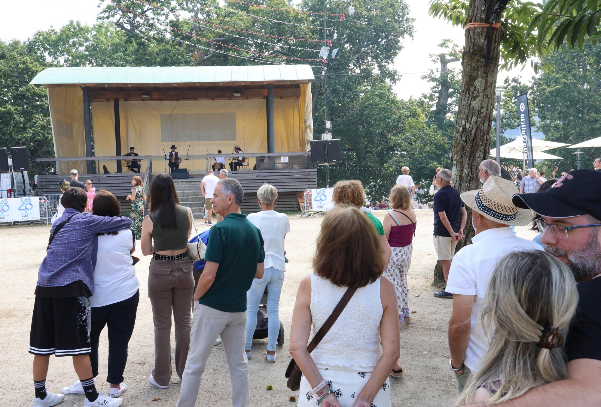 Los fieles renuevan sus votos con San Roque