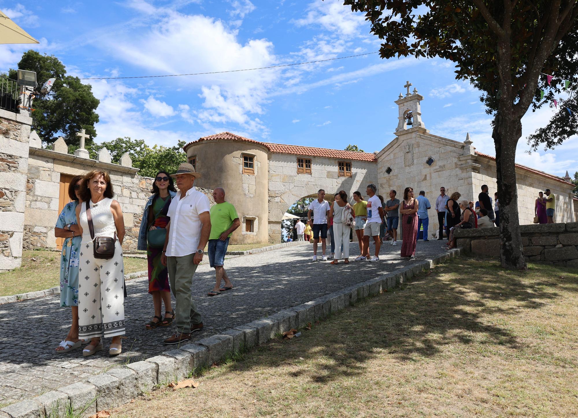 Los fieles renuevan sus votos con San Roque