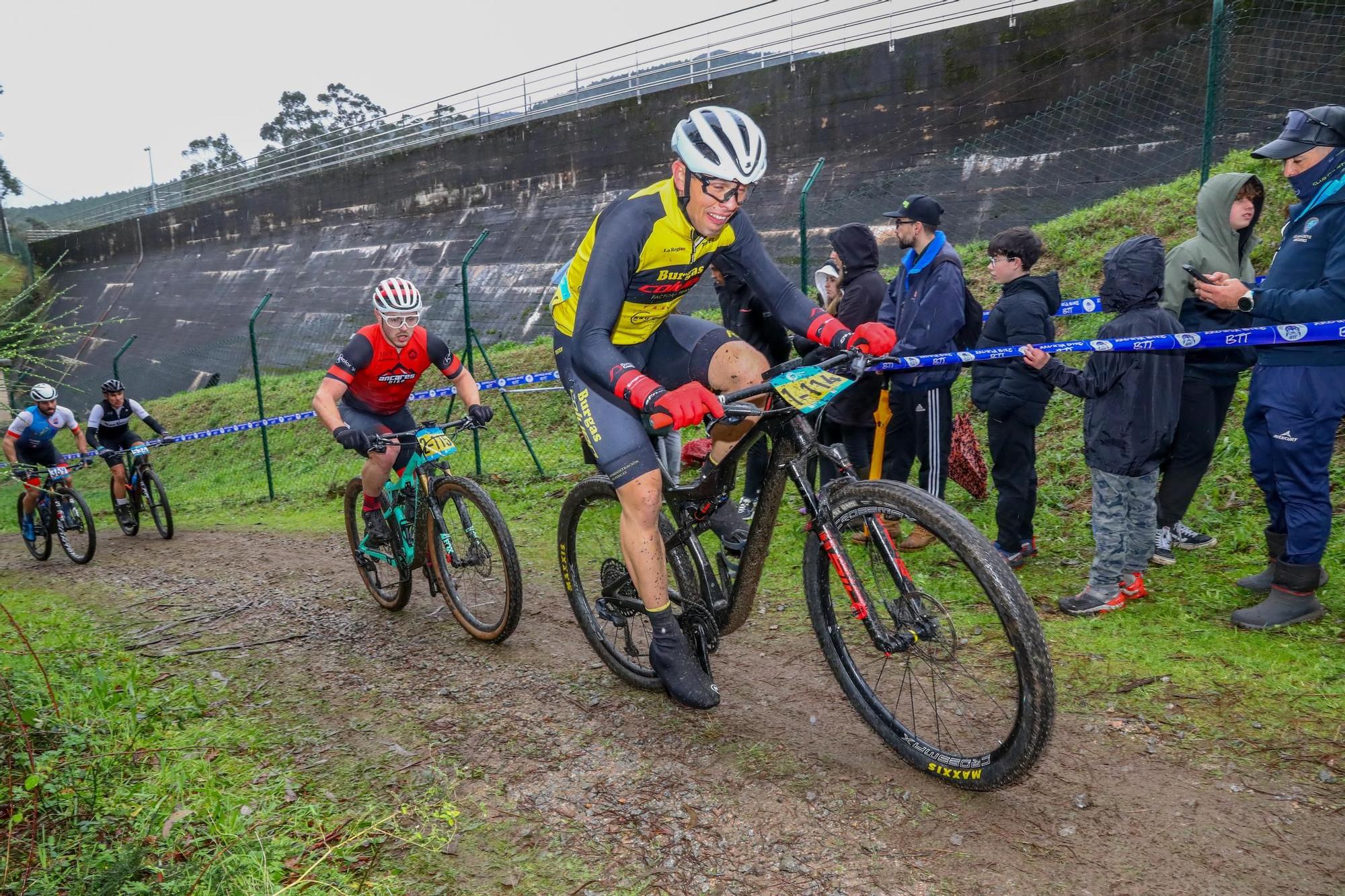 El monte Xiabre se convierte en el paraíso de la bicicleta de montaña