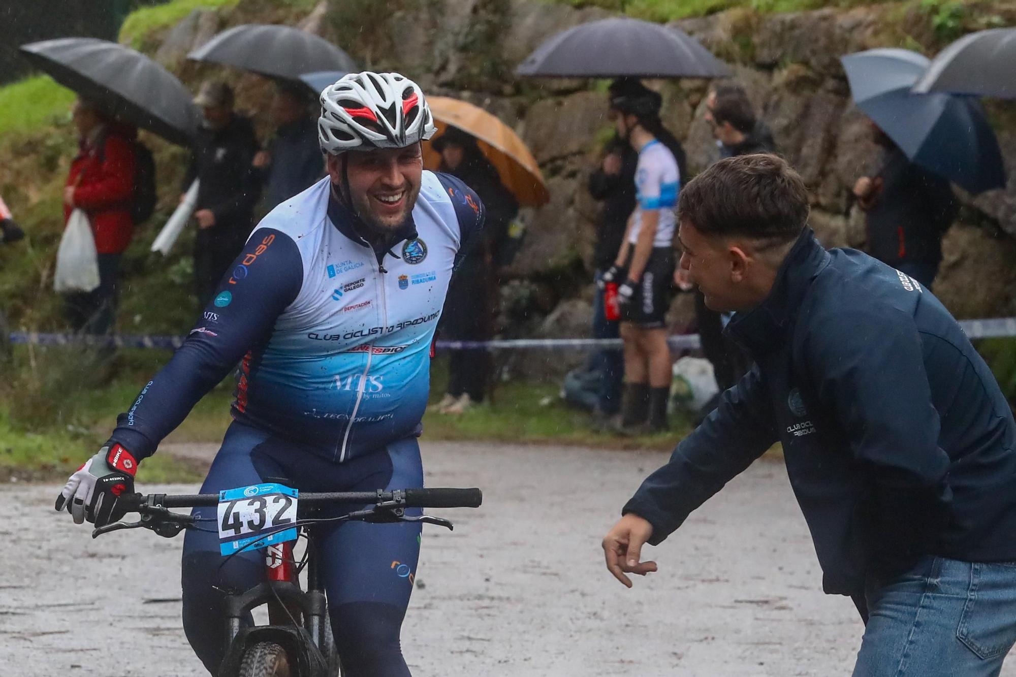 El monte Xiabre se convierte en el paraíso de la bicicleta de montaña