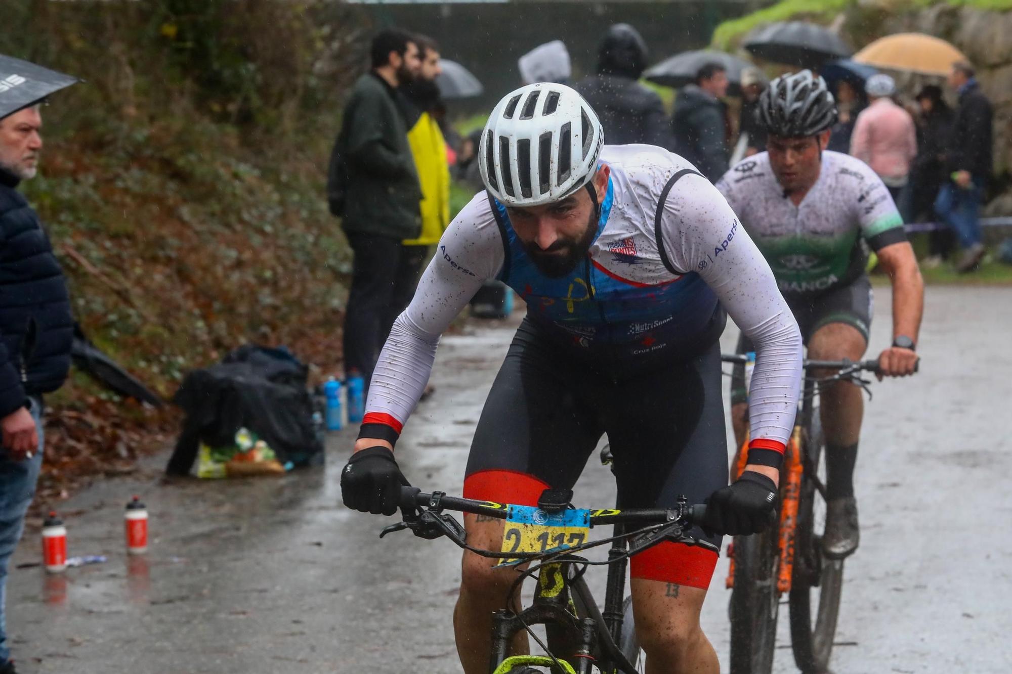 El monte Xiabre se convierte en el paraíso de la bicicleta de montaña