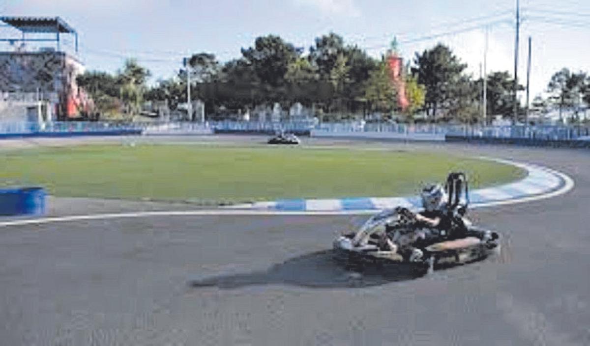 Momento de una carrera en el circuito