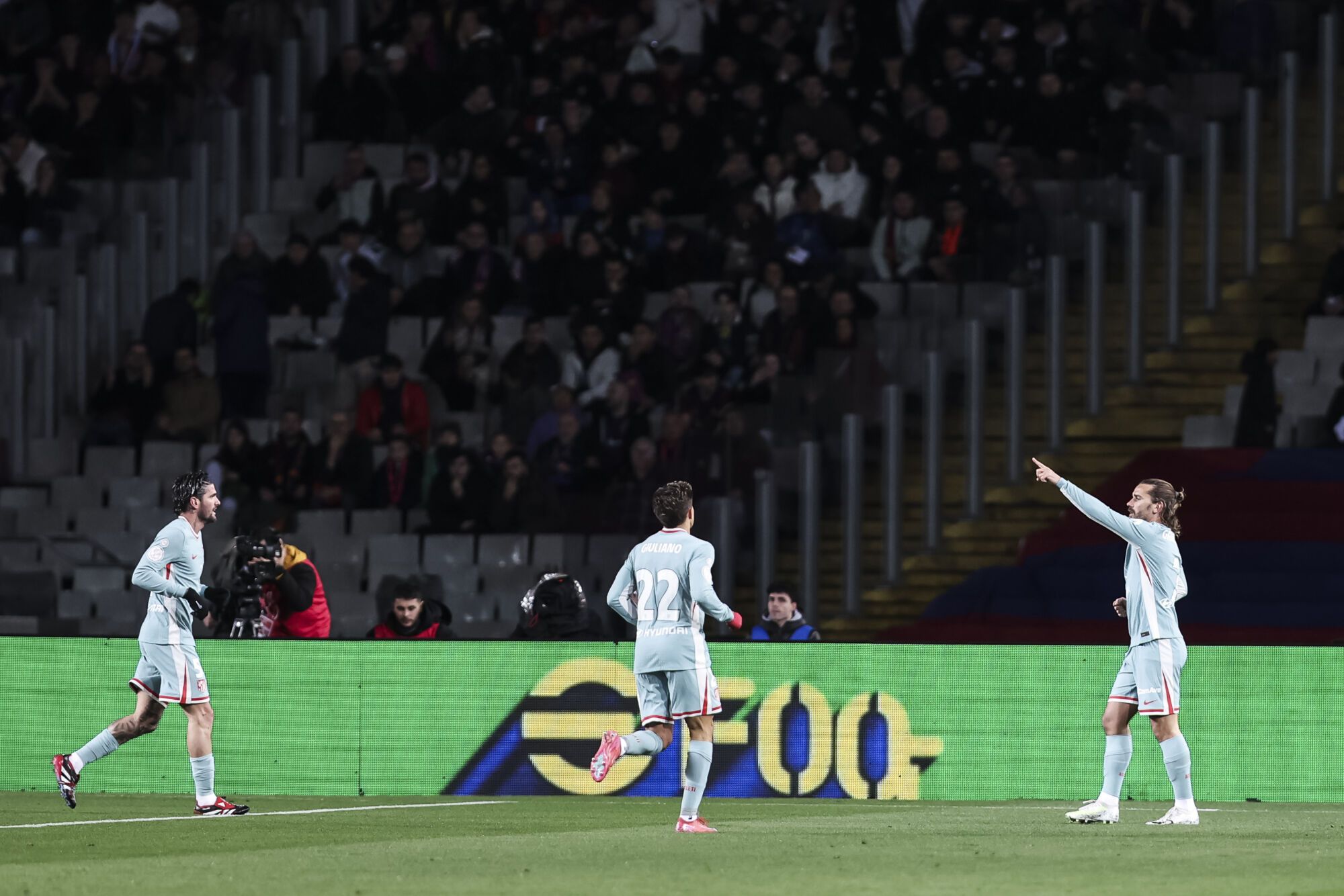 Antoine Griezmann of Atletico de Madrid celebrates a goal during the Spanish Cup, Copa del Rey, semi-final football match played between FC Barcelona and Atletico de Madrid at Estadi Olimpic Lluis Companys on February 25, 2025 in Barcelona, Spain. AFP7 25/02/2025 ONLY FOR USE IN SPAIN. Javier Borrego / AFP7 / Europa Press;2025;SPORT;ZSPORT;SOCCER;ZSOCCER;FC Barcelona v Atletico de Madrid - Copa del Rey;